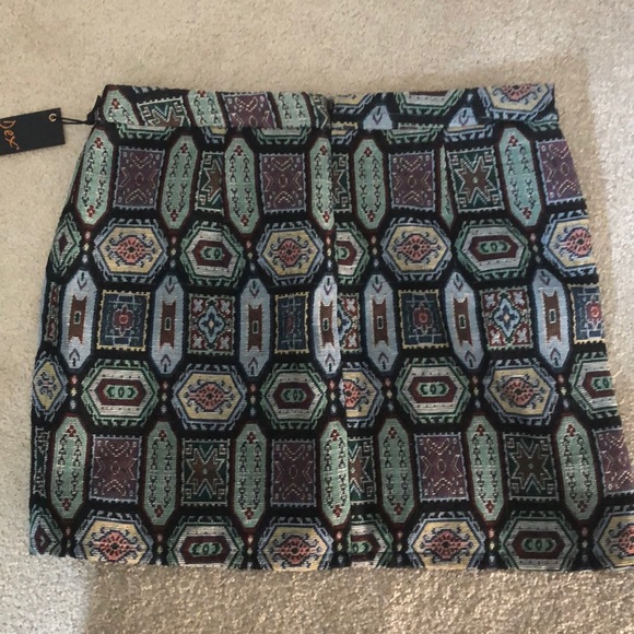 Dex patterned skirt - Picture 2 of 2
